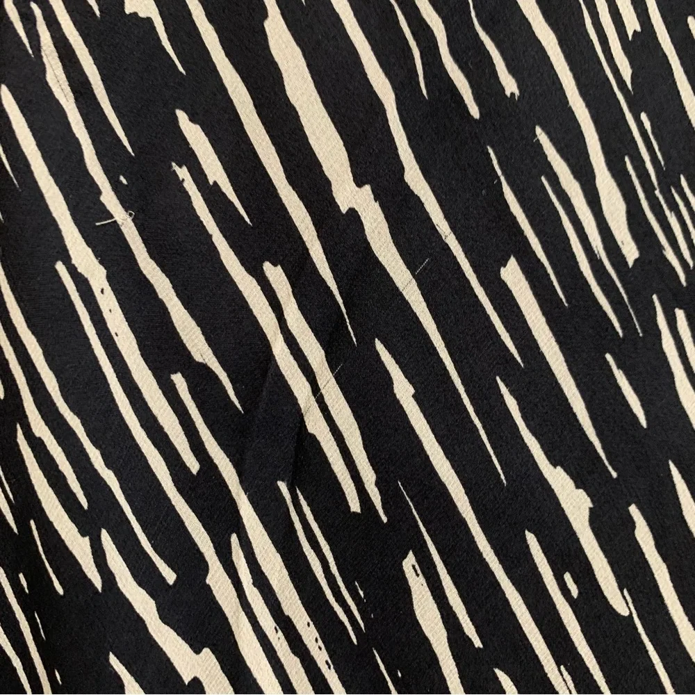 The Limited 100% Silk Black White Midi Animal Zebra Print Style Flowy Lace Skirt - Picture 6 of 9